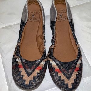 Lucky Brand Aztec Western Print Denim Style Ballet Flats size 6